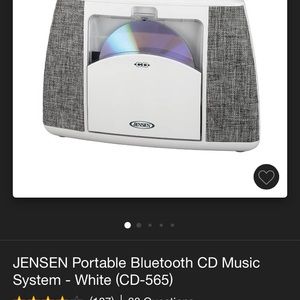 CD Player/Bluetooth & Radio!